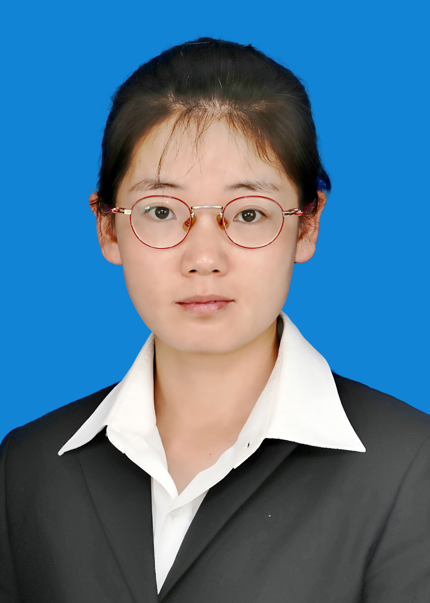 张秀秀  住院医师 新生儿科.JPG